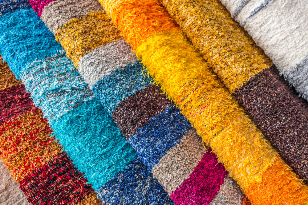 Choosing the Perfect Colored Rug for Your Home
